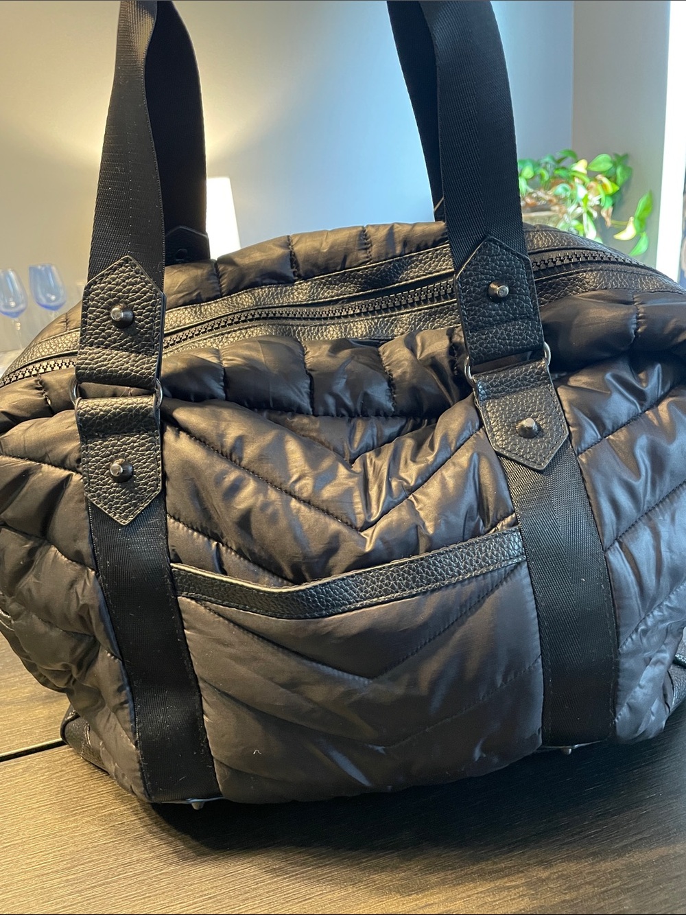 Cynthia Rowley Black Quilted Travel Tote Bag - Picture 6 of 10